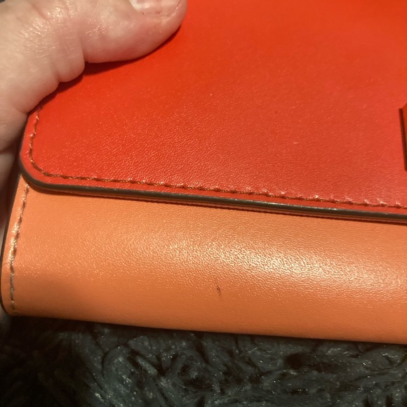 Red and orange Michael Kors wallet - Picture 2 of 3